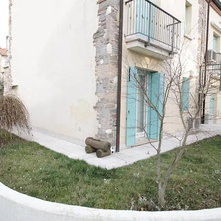 Liro Apartment *